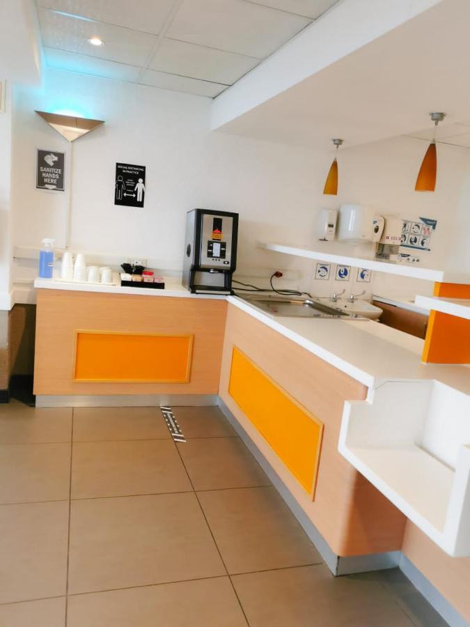 Ecomotel Grayston Previously Known As Sun1 Wynberg Johannesburg Esterno foto